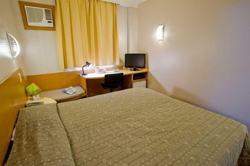 Slim Curitiba Alto Da XV Hotel Kültér fotó